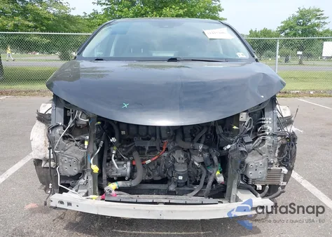 2022 Toyota Sienna Xle z USA, uszkodzony, nr VIN 5TDYRKECXNS109318